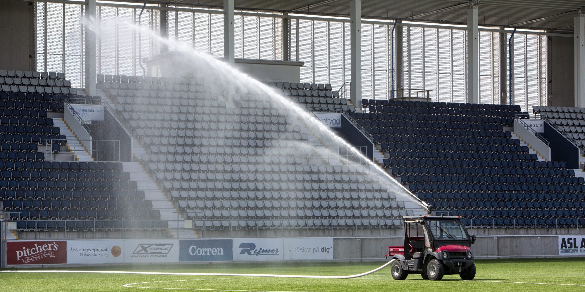 LINKÖPING, SVERIGE - 27 JUNI 2021 : under matchen i Fotboll mellan Linköping och Malmö på Linköping Arena den 27 juni på Linköping (Foto: Ted Malm) 



Nyckelord : FC Linköping City, Linköping, Malmö, Ettan Södra, IFK Malmö FK 

(Foto: Ted Malm, +46708372198)